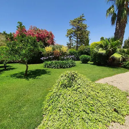 Guest house Arenosu Comfort Country