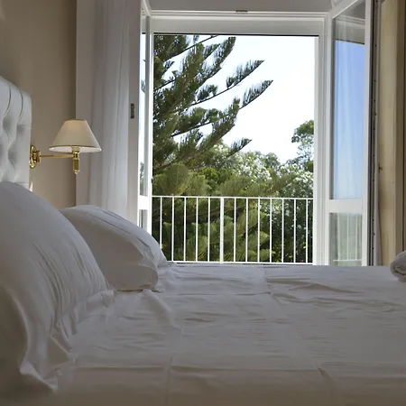 Arenosu Comfort Country 4* Fertilia