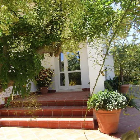 Arenosu Comfort Country 2* Fertilia